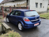 Opel Astra H 16 77kw