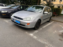 Ford Focus Break, 1.6 benzina, 2001