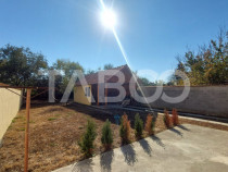 Casa individuala de vanzare 135 mp utili 500 mp teren Lazare