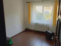 Apartament 4 camere, zona Nord