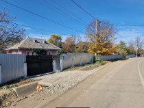 Casa locuibila  + teren Bacau, com.Saucesti, loc.Siretu