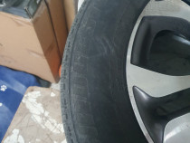 Set 4 anvelope vara Bridgestone 235/65 R17