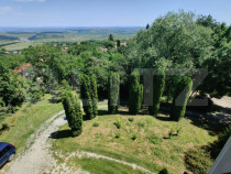 Casa, 300 mp utili, teren 2325 mp, zona sat Gheorghieni