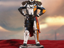 Official Destiny 2 Numskull Lord Shaxx Statue / Figurine 30 cm + Cadou