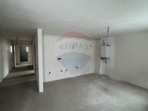 Apartament Decomandat cu 3 Camere de Vanzare