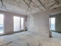 Apartament 2 camere, bloc nou, loc de parcare, zona Toron...
