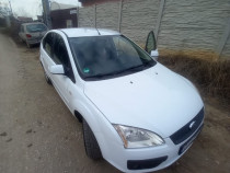 Ford Focus 1.6 benzina Automat