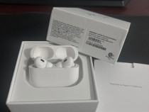 Casti Airpods pro (generatia 2) cu magsafe si incarcare lightning