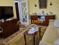 Apartament de , 3 camere decomandat, in Ploiesti, Zona Miha