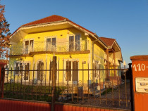 Vilă tip duplex potențial imens 2000 m² teren,piscină,cabană,Timisoara