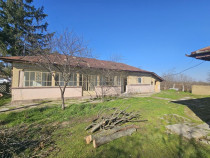 Casa de in Mihailesti I Posta