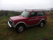 Lada Niva 4x4, 1,7 injectie, benzina