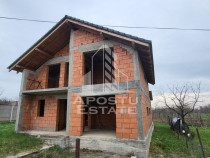 Casa individuala cu 5 camere,teren de 480mp,la rosu,Peciu...