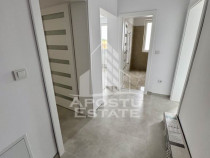 Apartament cu 2 camere, decomandat, bucatarie separata 55...