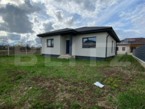 Casă individuală de v&acirc;nzare, 4 camere, 112 mp, zona Unire
