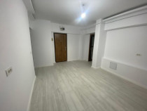Apartament 2 camere transformat in 3 camere situat in zona T