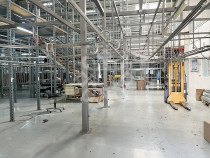 Hala industriala 900 mp de inchiriat pe Calea Clujului