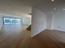 Penthouse Aviatiei Superb