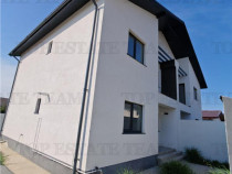 Vila individuala cuplata 4 camere P 1 M, cu incalzire in par