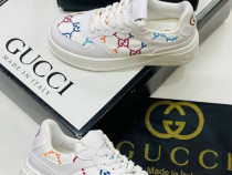 Adidasi dama Gucci