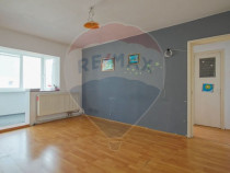 Apartament de 3 camere de vânzare în Săcele – Comisi...