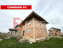 Casa individuala la rosu, 5 camere, teren 508 mp, in Giarmat