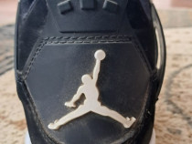 Jordan 4 white thunder