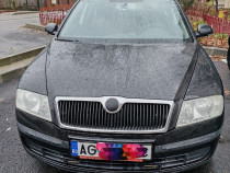 Skoda Octavia masina