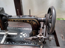 Masina de cusut veche marca WERTHEIM stare functionala