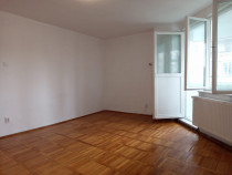 Apartament 1 camera in Deva, zona Dorobant, et 3