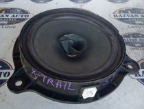 Boxa stanga spate Nissan X-Trail