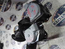 Set centuri spate stanga-dreapta Volkswagen Touareg 2012