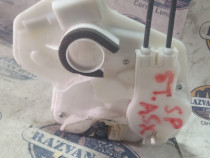 Broasca stanga spate Mitsubishi ASX 2012