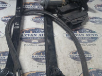 Macara geam dreapta fata Volkswagen Passat CC 2013