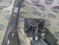 Macara geam dreapta spate Volkswagen Jetta 2012