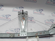 Macara geam stanga spate Dacia Sandero 2018