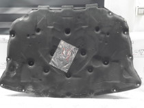 P&acirc;sla capotă BMW Seria 5 F11