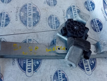 Macara geam stanga spate Dacia Duster 2013