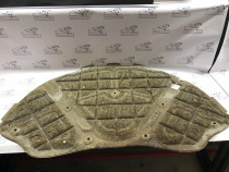 P&acirc;sla capotă Volkswagen Passat CC 2013