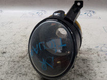 Proiector dreapta Volkswagen Tiguan 2010