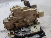 Broasca dreapta fata Volkswagen Passat B6 2007