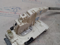 Broasca dreapta fata Mercedes C-Class W204 2011