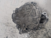 Pompa vacuum Audi A4 B8 2.0 Motorina 2011