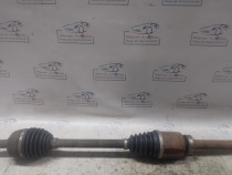 Planetara dreapta fata Dacia Duster 2012