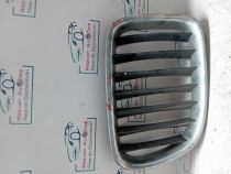 Grila centrala dreapta BMW X1 2010
