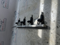 Rampa plus injectoare Dacia Duster 1.6 Benzina 2019