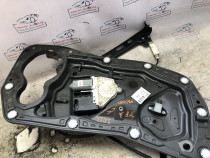 Macara geam stanga fata Volkswagen Passat CC 2013
