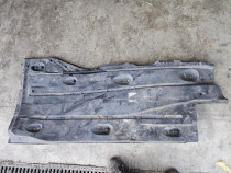 Scut lateral stanga spate Volkswagen Golf 7 2015