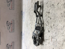 Suport maner exterior fata dreapta Volkswagen Golf 5 2005