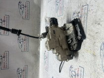 Broasca dreapta spate Volkswagen Passat B7 2012